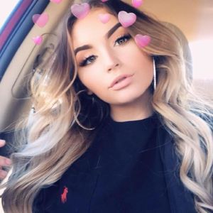 Meet your Posher, Christine